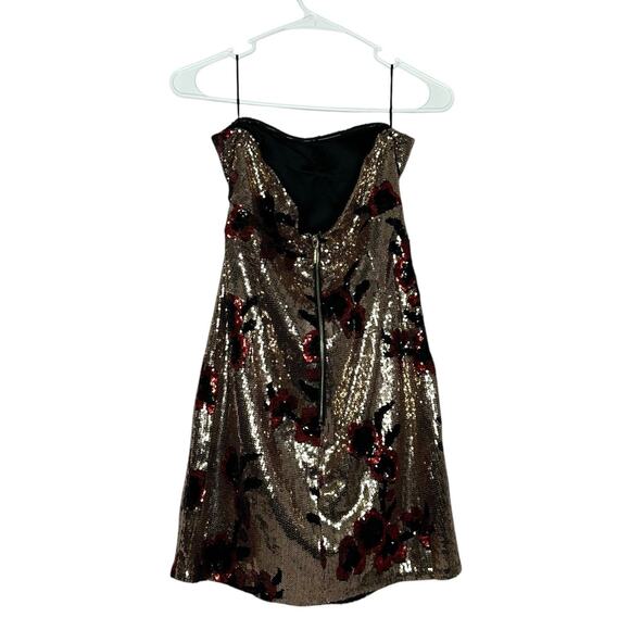 GUESS Women's Gold Grace Sequined Floral Mini Dress Size 6 New - Picture 2 of 12